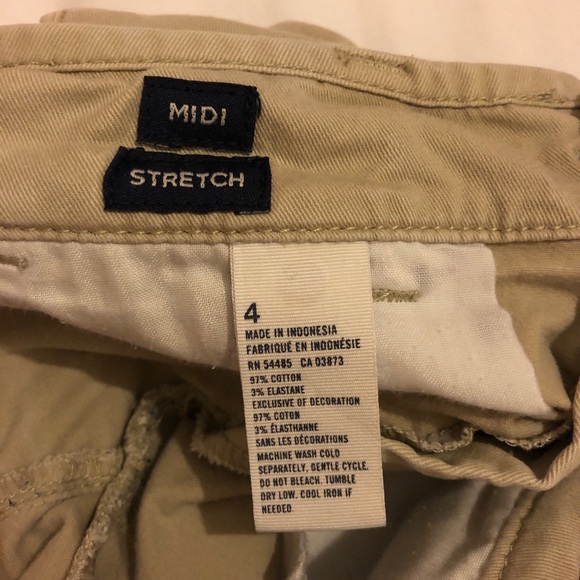 Tan American Eagle shorts - Picture 6 of 9